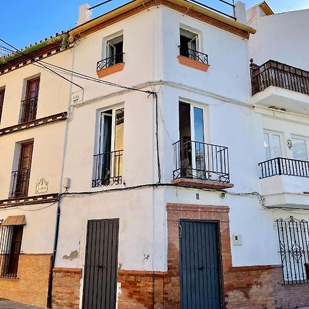 Spanish Town House ألورا المظهر الخارجي الصورة